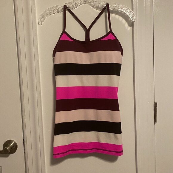 Lululemon Power Y Shelf Bra Racerback Tank 4 NWOT - Picture 8 of 14